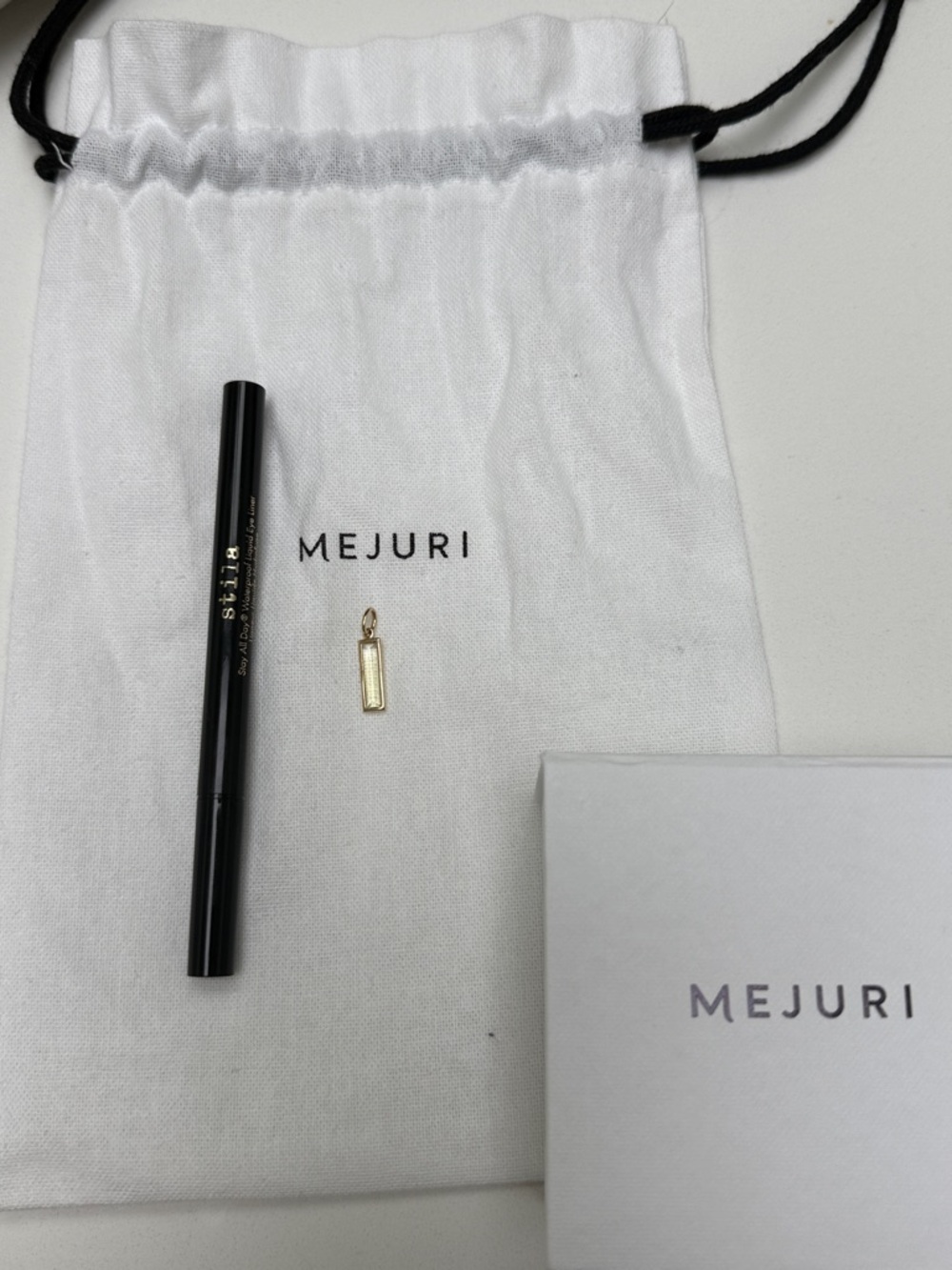 Mejuri Gold Rectangular Pendant Charm